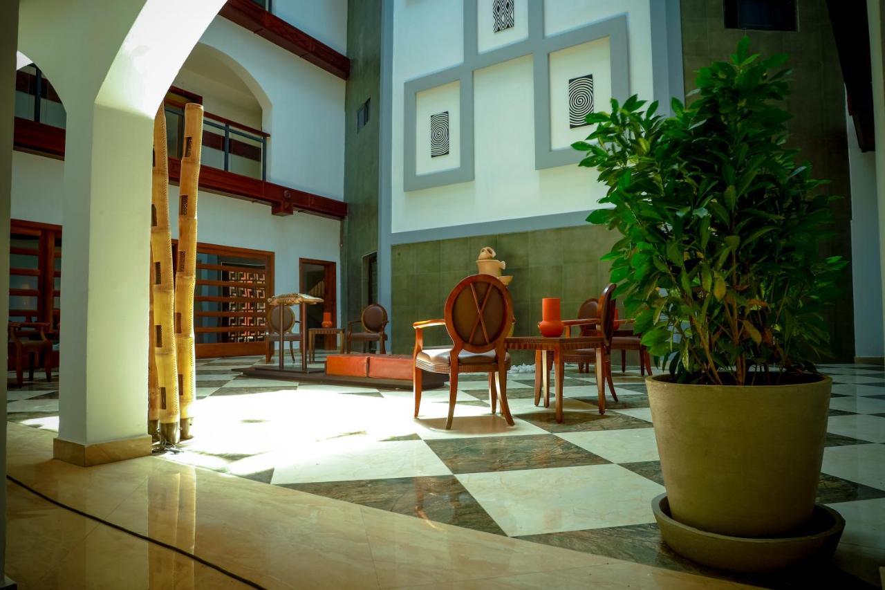 Hotel Regina The Pearl Aneho Exterior photo